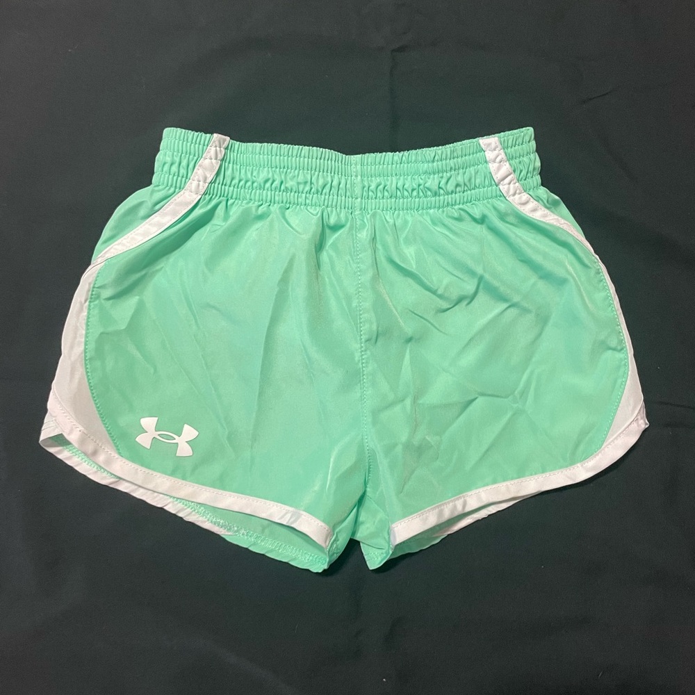 Under Armour 3T girls shorts
